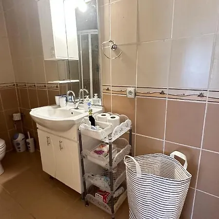 5 Minutes Walking To Oldtown Apartman *